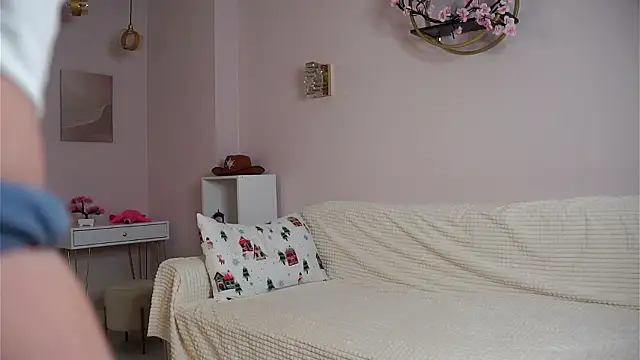 SunnivaCovil Chat XXX in diretta