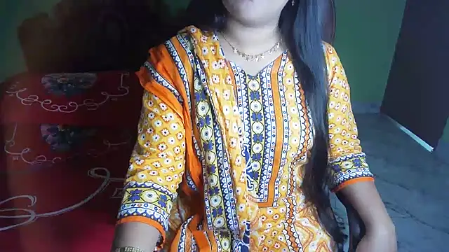 แชท XXX สดของ BengaliQueenStar