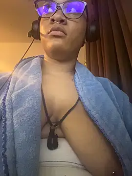 nickytheehawtie 即時 XXX 聊天