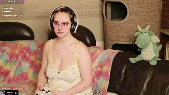 Chat +18 de GamerGirl_Eve ao vivo