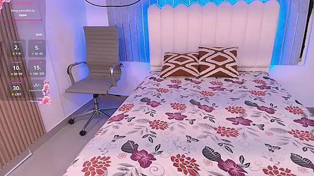 دردشة ZainaNour الجنسية المباشرة