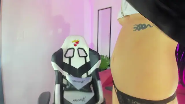 Chat +18 de lexy_the_best ao vivo