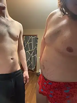 دردشة desiredude9 الجنسية المباشرة