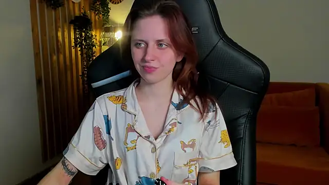 XXX chat uživo modela FreyaVey