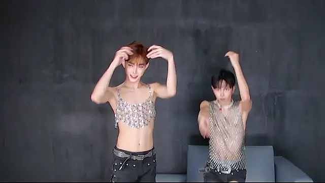 Queen-Vibe: διαδικτυακό σόου στην κάμερα