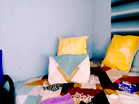 Sassy_Tassy élő XXX-chatje