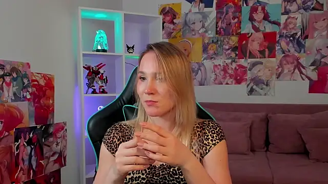 ElaraVoltage Live XXX-chat