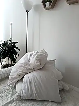 MIYESSI Live XXX-Chat