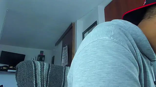 _John_Boy_ Adlı Modelin Canlı XXX Sohbeti