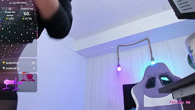 Онлайн чат XXX miku_katsuragi