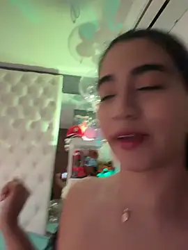 XXX chat uživo modela ZarahEvans