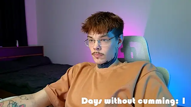 DENIS_HERE Chat XXX in diretta