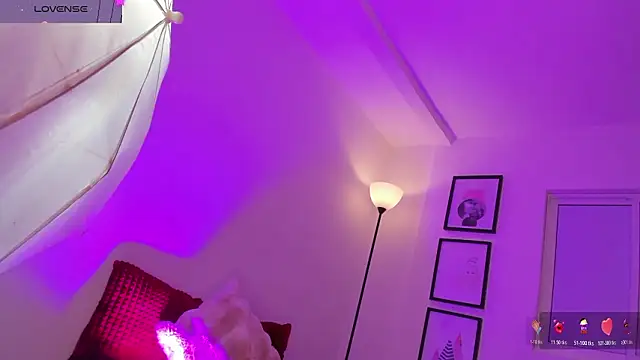 Chat +18 de michele_watson ao vivo