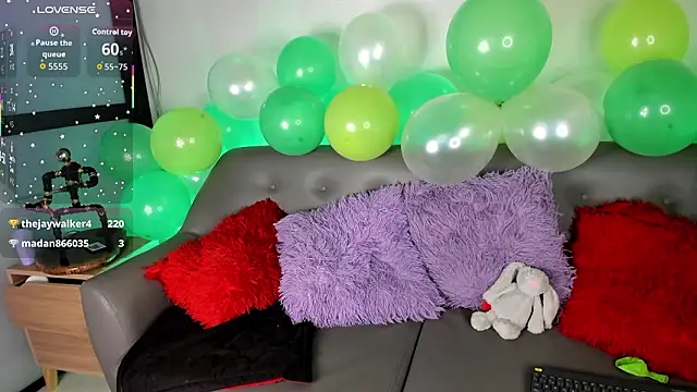 sasha_roldann's Live XXX Chat