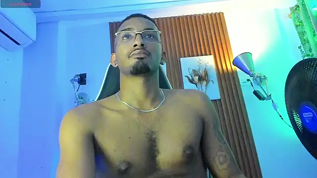 Webkamerová show Darwin_mayo