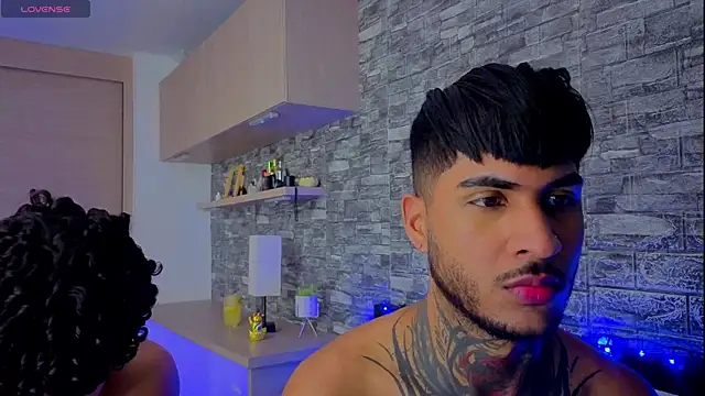 TheimperialBoys77 Chat XXX in diretta