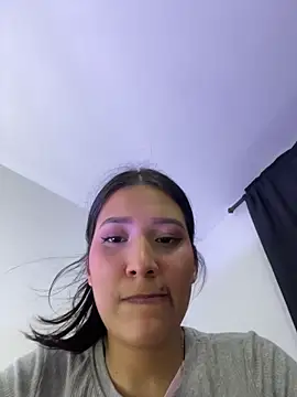 Chat XXX en directo de IsabellaJoness_