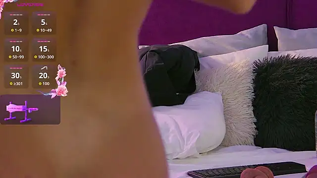 CellineHudsonのライブXXXチャット