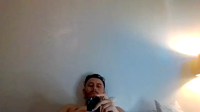 TallHungandCloudy69: онлайн-секс-чат