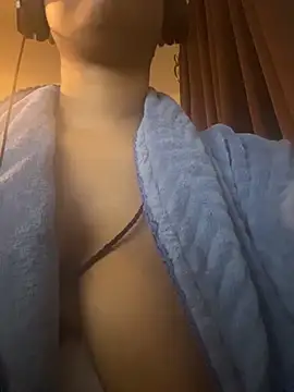 Chat XXX en directo de nickytheehawtie