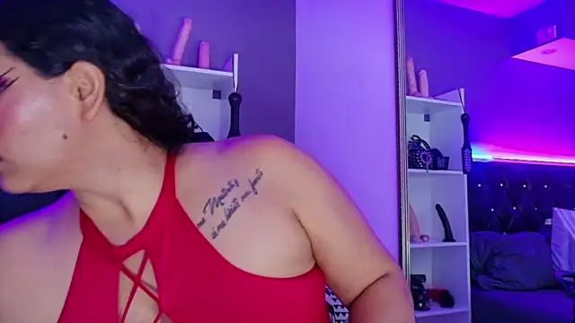 MariaGaitan's Live XXX Chat