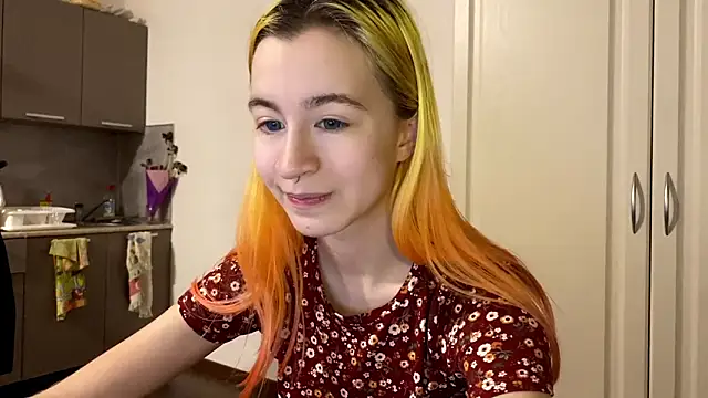 Živý XXX chat EmilyHein