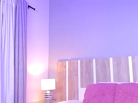 EmilySearss élő XXX-chatje