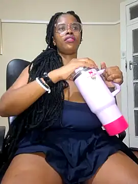 Chat +18 de sexy_boobs97 ao vivo