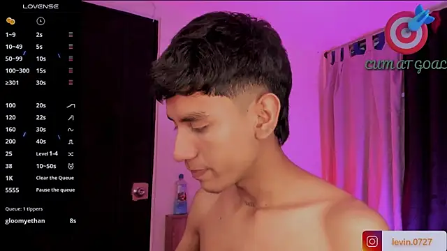 Damien_Howard élő XXX-chatje