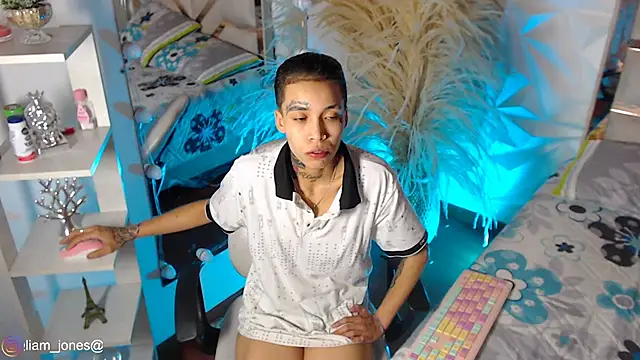 Jonesliam23 现场XXX聊天