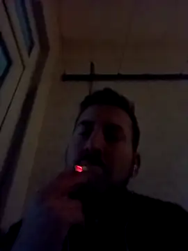 Pornhudsex élő XXX-chatje