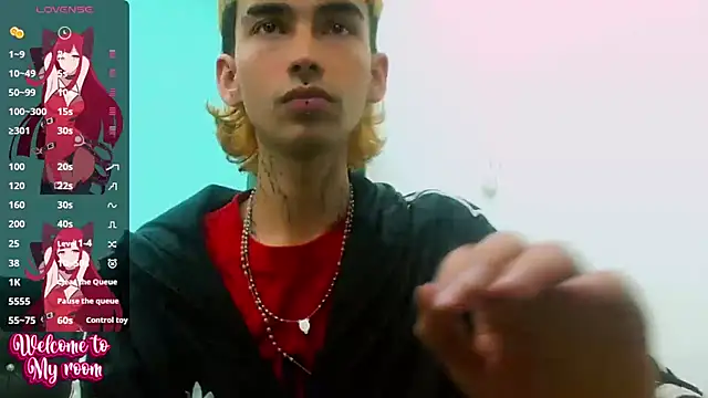 ttimy_x_boy élő XXX-chatje