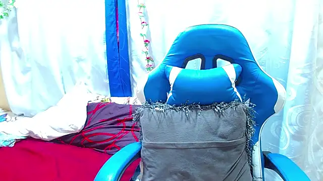 Gia_leinn: απευθείας συνομιλία ΧΧΧ