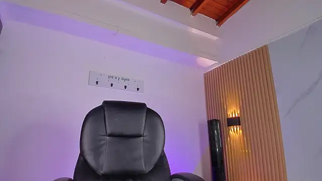 austin_rouse élő XXX-chatje