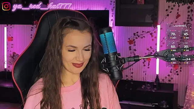 -RED_HAT- Adlı Modelin Canlı XXX Sohbeti