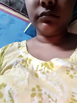 Chat +18 de Just-Queen ao vivo