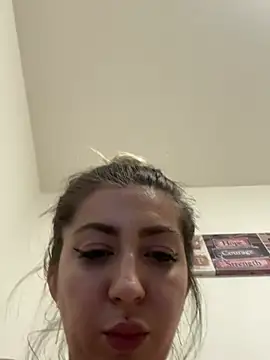 Chat +18 de dalia0710 ao vivo