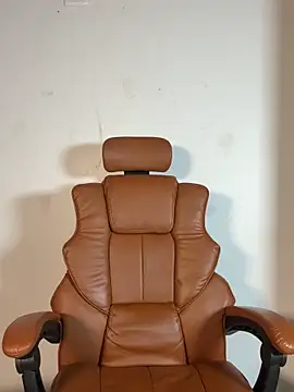 ARON_LUXX élő XXX-chatje