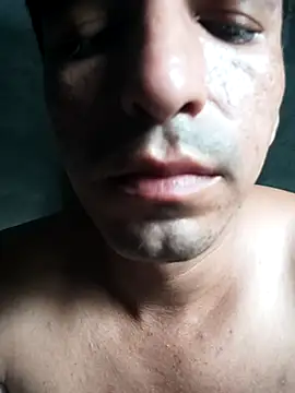 axel69consentido élő XXX-chatje