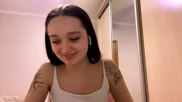 TrulaPhay's Live XXX Chat