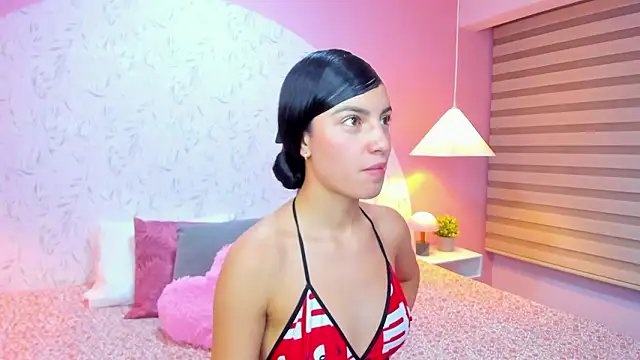 LILY_BRM Adlı Modelin Canlı XXX Sohbeti