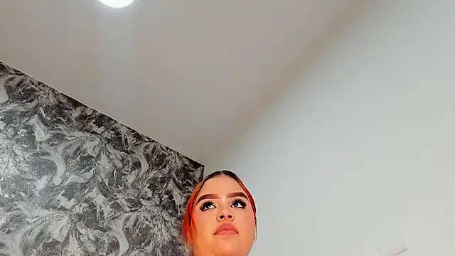 Victhoria_Red: απευθείας συνομιλία ΧΧΧ