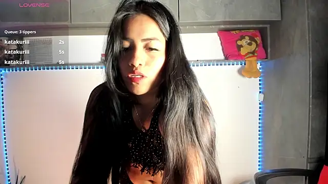 vickylatina_ Adlı Modelin Canlı XXX Sohbeti