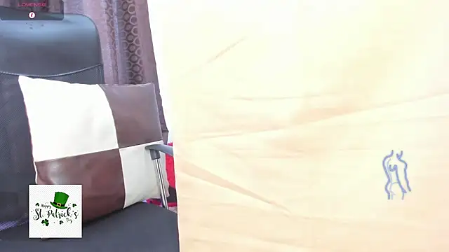 michacosio élő XXX-chatje