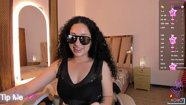 NoaMalak7 – Naživo XXX chat