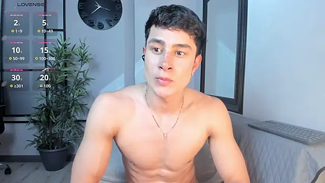 AustinJones_ Show Webcam