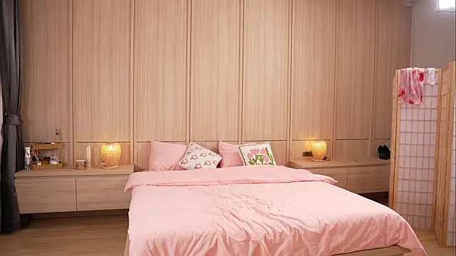 LIttle_Rina_ – Naživo XXX chat