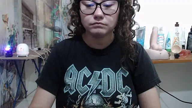 Chatroom XXX en direct de curly_greeneyed