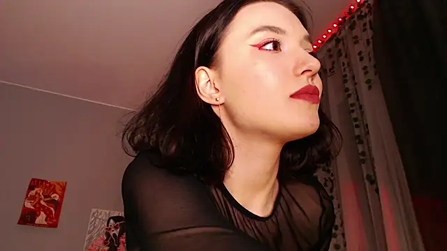 Chatroom XXX en direct de dolll_maiya