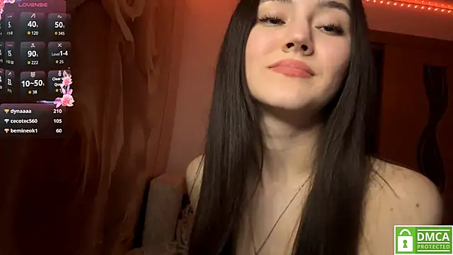 Kiaicatie Adlı Modelin Canlı XXX Sohbeti